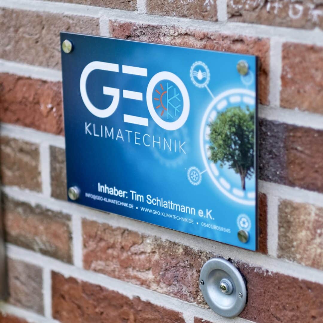 GEO Klimatechnik Firmenschild Beschriftung Geschäft Entrance